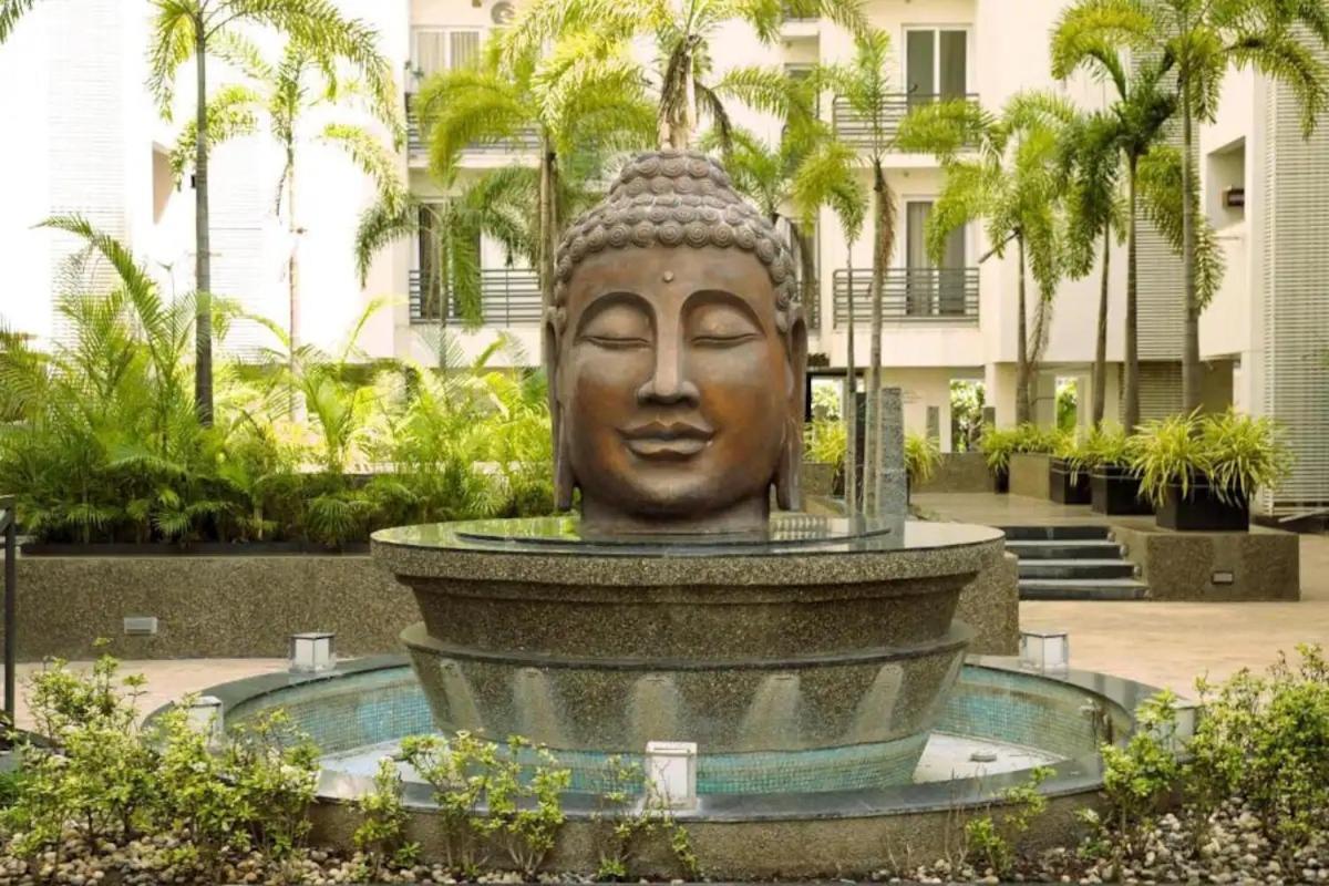7 Seasons Palm Suite With Sky Orbit, Balcony, Swimming Pool, Wifi, Playground ラージコート エクステリア 写真